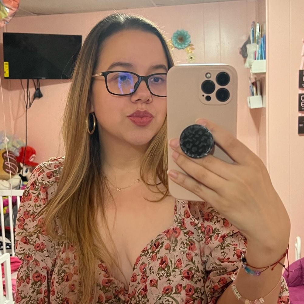 Meet your Posher, Jacelys